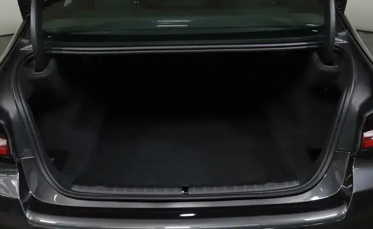 BMW 5 серии - Фото 6
