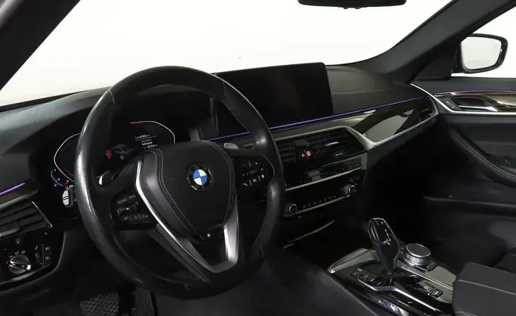 BMW 5 серии - Фото 7