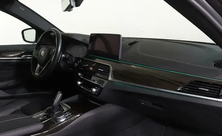 BMW 5 серии - Фото 8