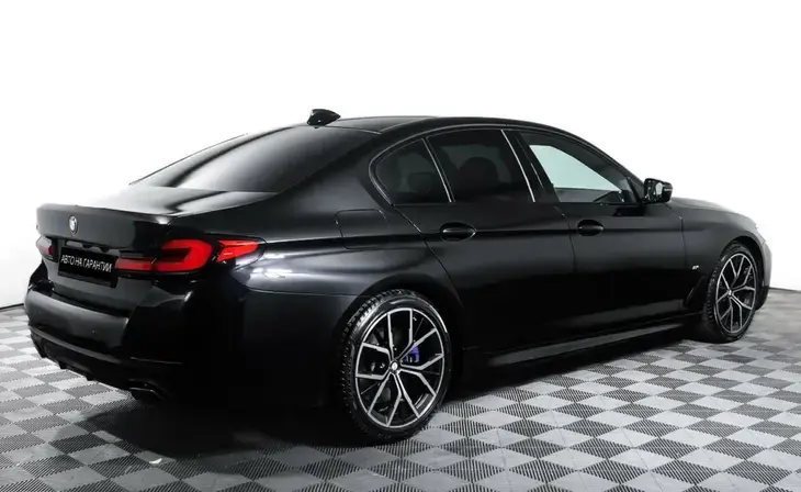 BMW 5 серии - Фото 2