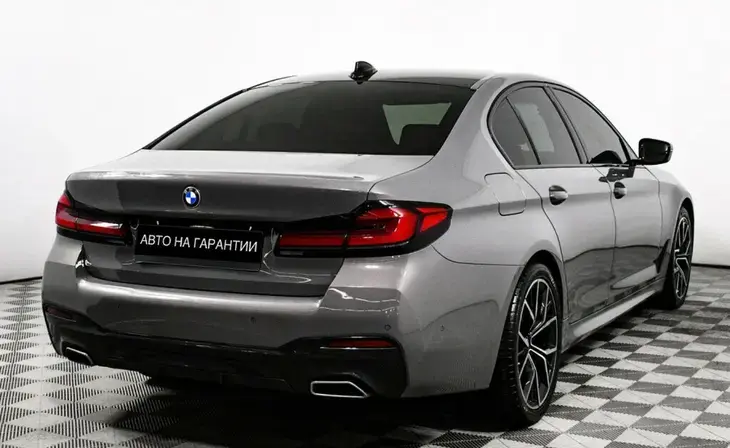 BMW 5 серии - Фото 2