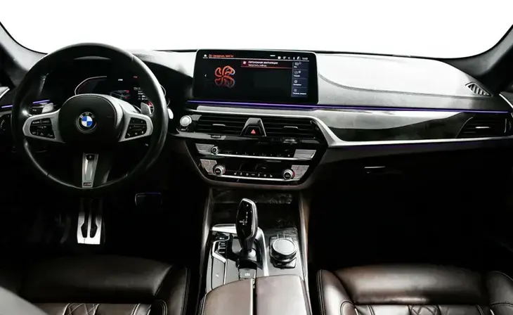 BMW 5 серии - Фото 7