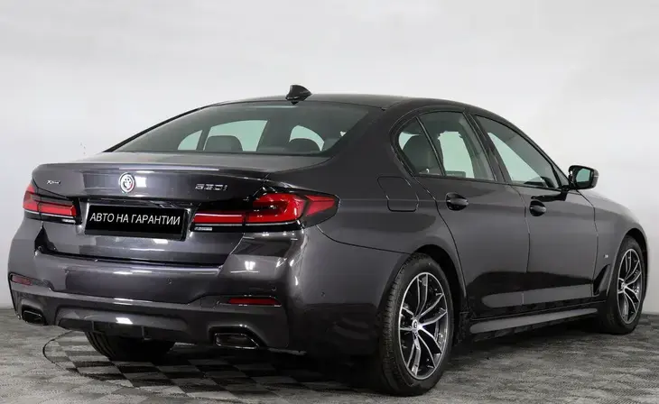 BMW 5 серии - Фото 2