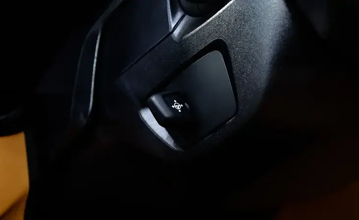 BMW 5 серии - Фото 28