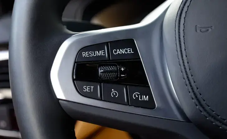 BMW 5 серии - Фото 29