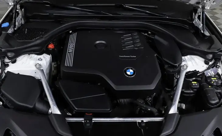 BMW 5 серии - Фото 7