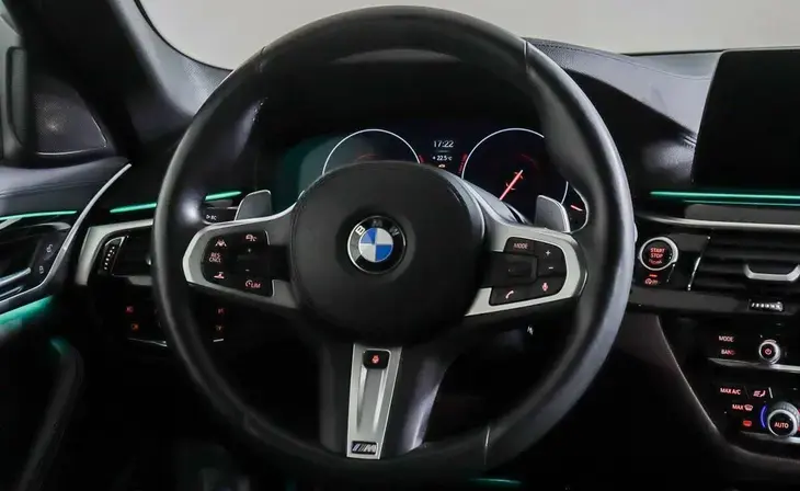 BMW 5 серии - Фото 11