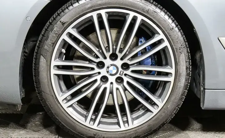 BMW 5 серии - Фото 4
