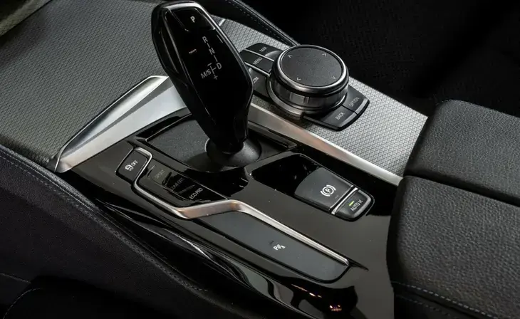 BMW 5 серии - Фото 11