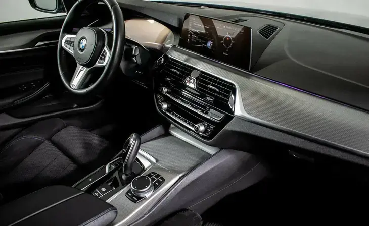 BMW 5 серии - Фото 4