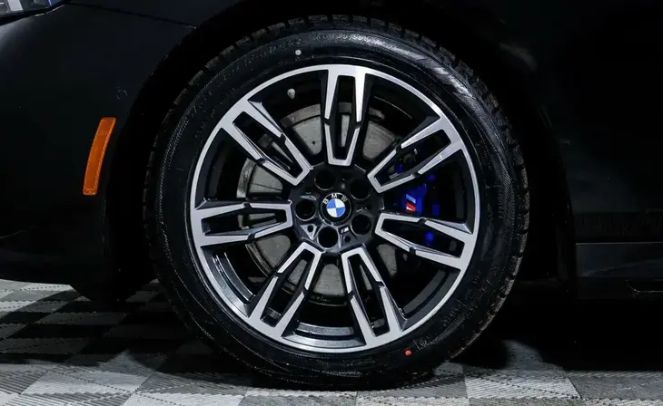 BMW 5 серии - Фото 4