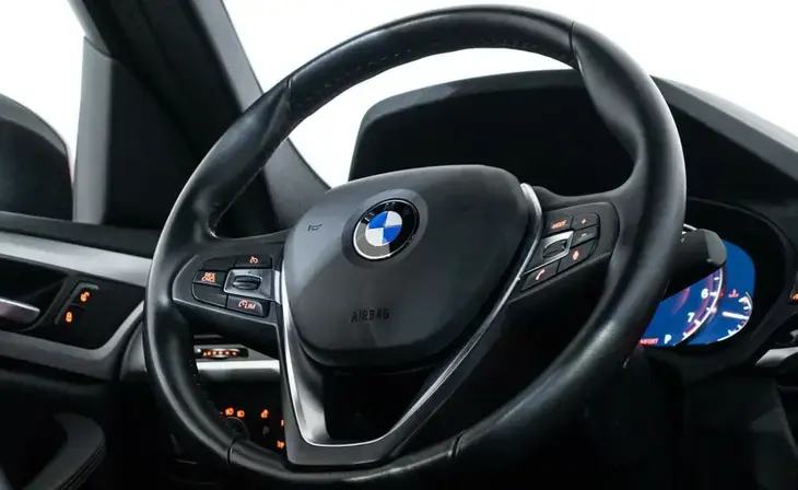BMW X4 - Фото 10