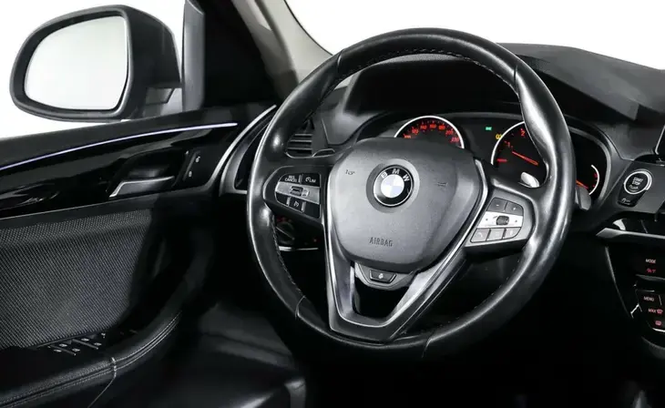 BMW X4 - Фото 12