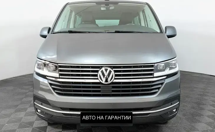 Volkswagen Multivan - Фото 1