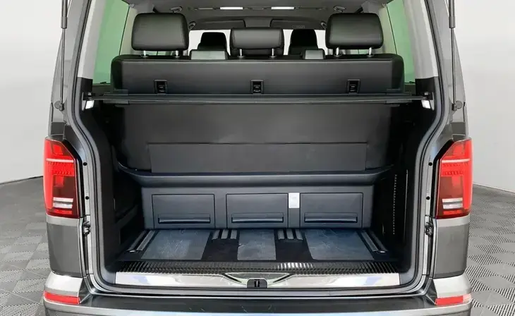 Volkswagen Multivan - Фото 7