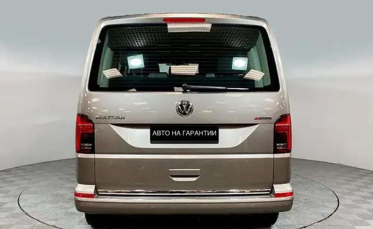 Volkswagen Multivan - Фото 3