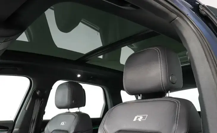 Volkswagen Touareg - Фото 7