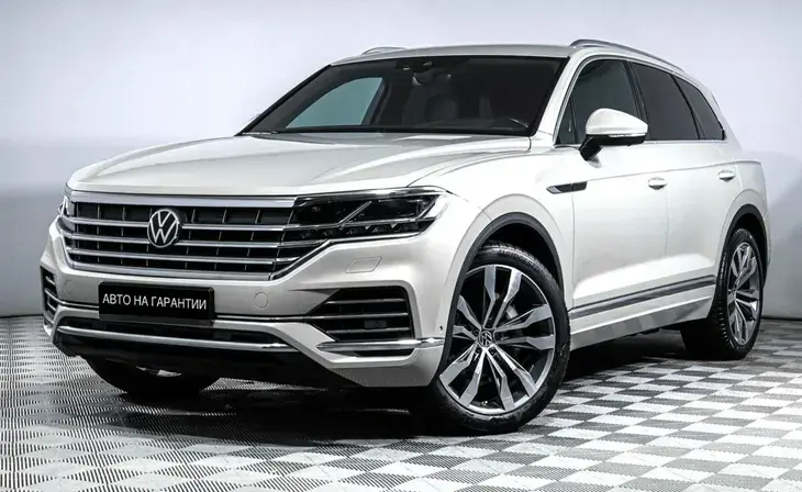 Volkswagen Touareg - Фото 0