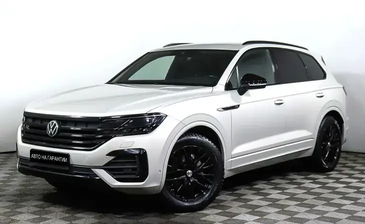 Volkswagen Touareg - Фото 0