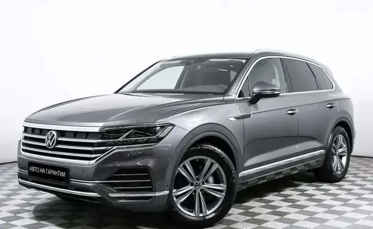 Volkswagen Touareg - Фото 0