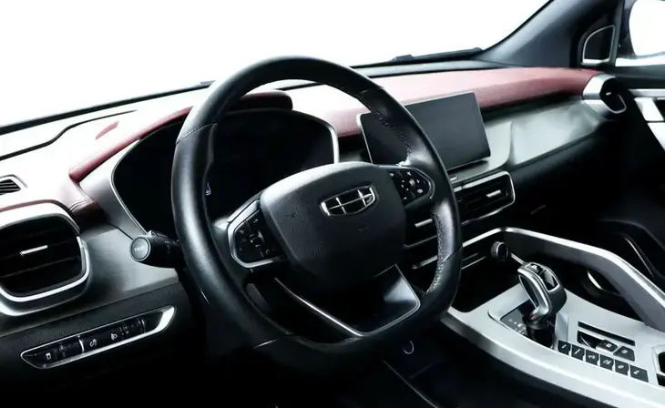 Geely Coolray - Фото 6