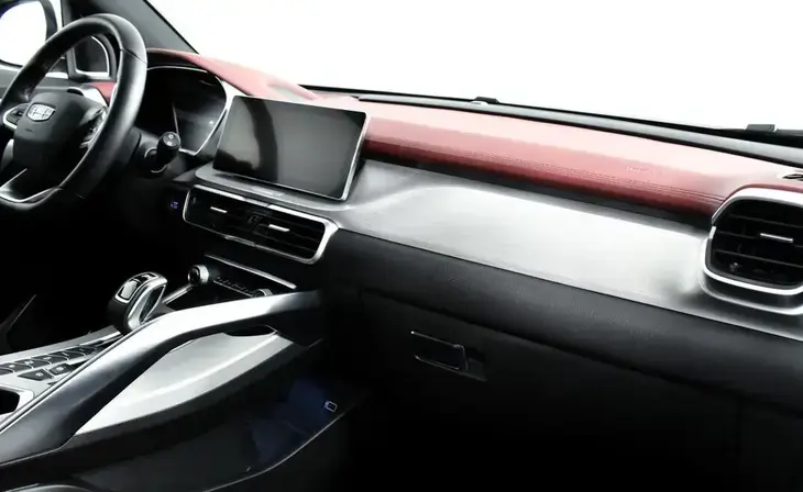 Geely Coolray - Фото 12