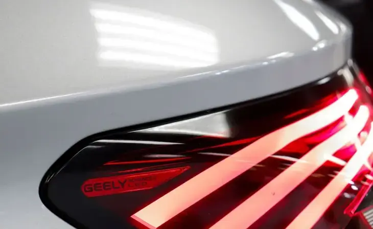 Geely Coolray - Фото 4