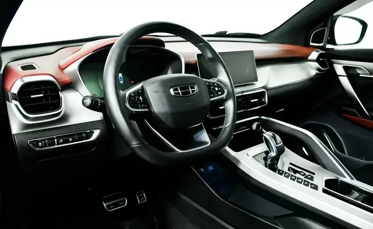 Geely Coolray - Фото 5
