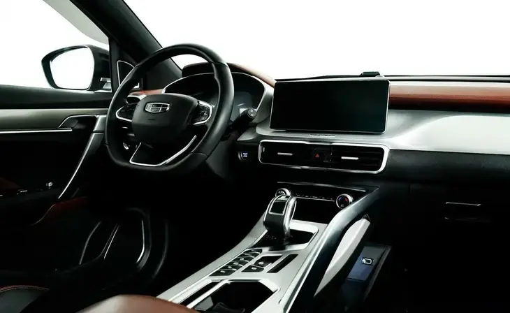Geely Coolray - Фото 7
