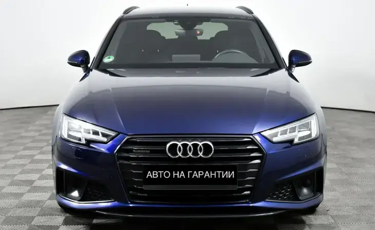 Audi A4 - Фото 2