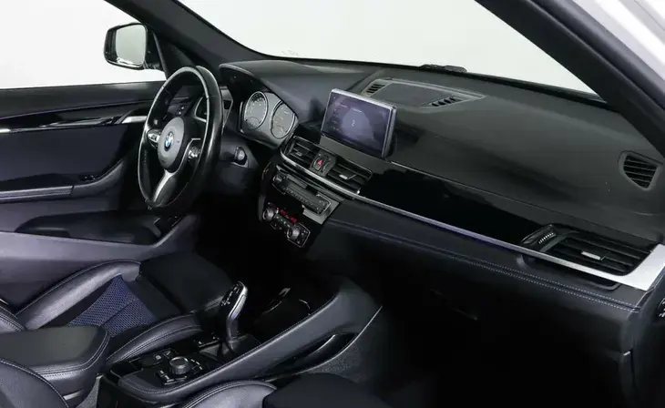 BMW X1 - Фото 9