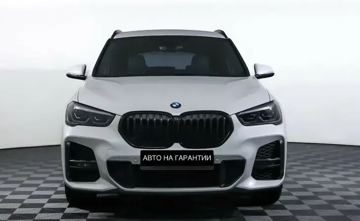 BMW X1 - Фото 10