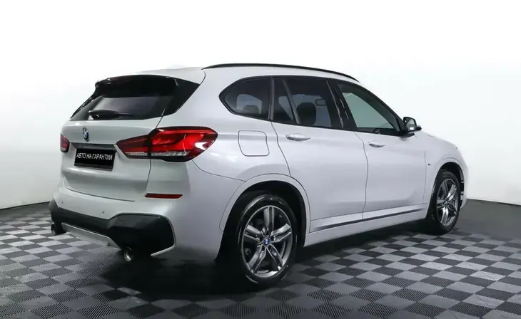 BMW X1 - Фото 3
