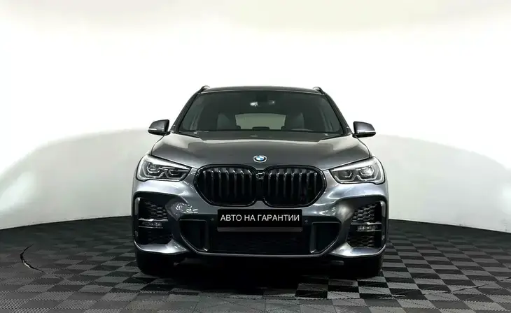 BMW X1 - Фото 1