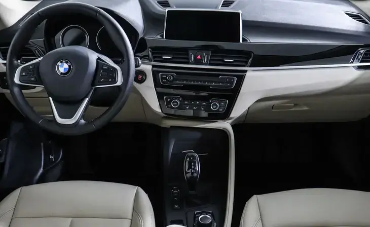 BMW X1 - Фото 13