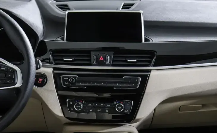 BMW X1 - Фото 7