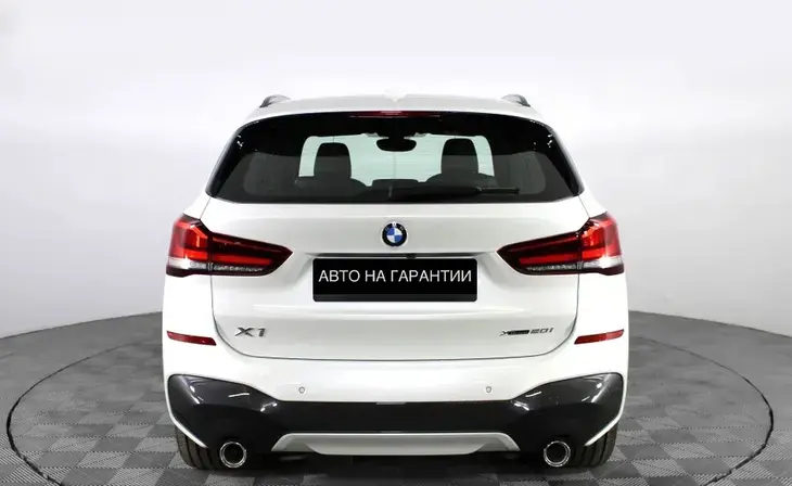 BMW X1 - Фото 2