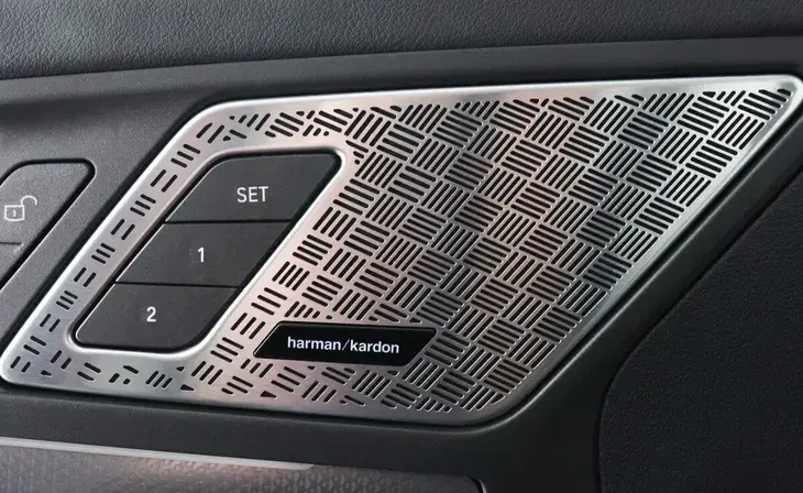 BMW X1 - Фото 12