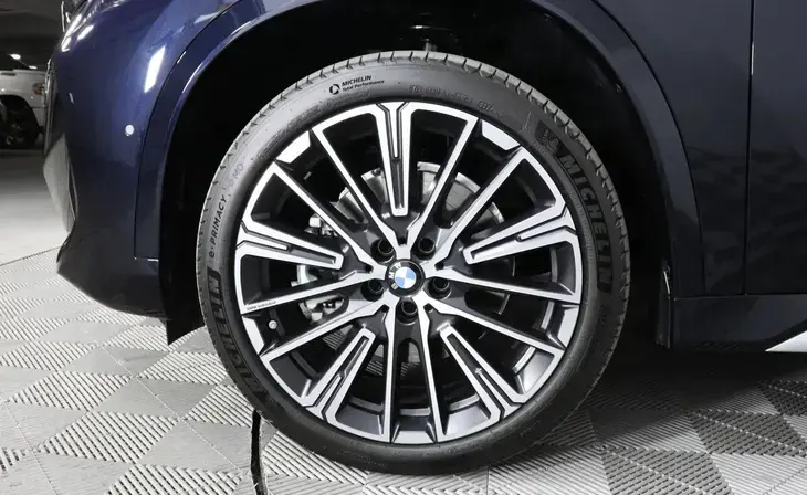 BMW X1 - Фото 3