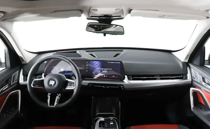 BMW X1 - Фото 8