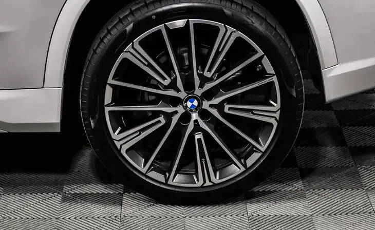 BMW X1 - Фото 4