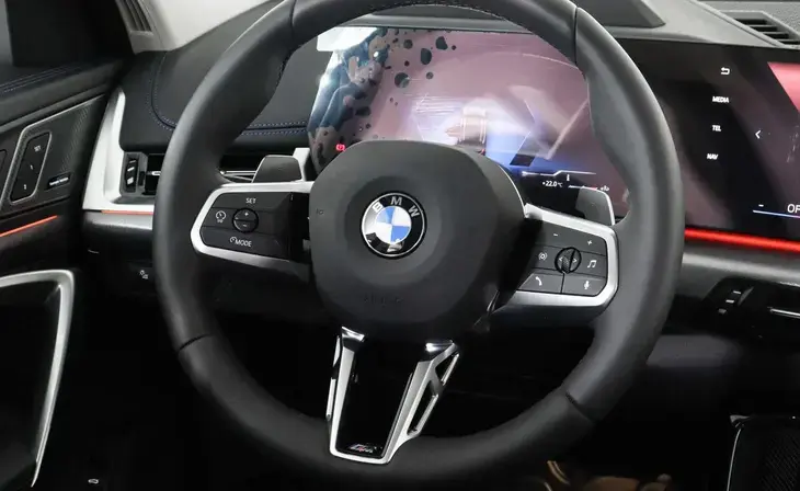 BMW X1 - Фото 11