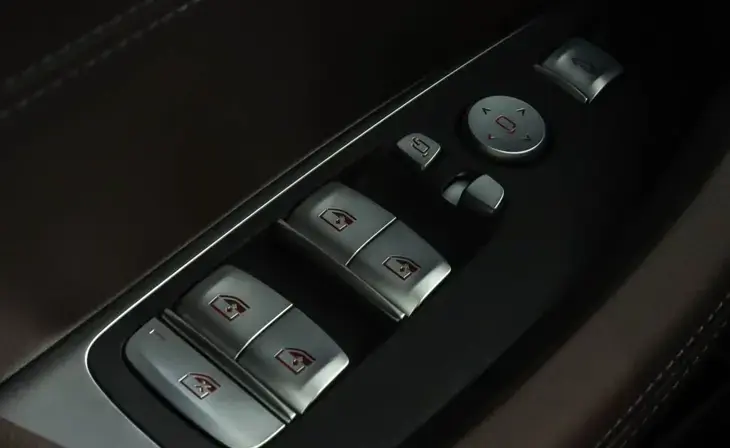 BMW X4 - Фото 14
