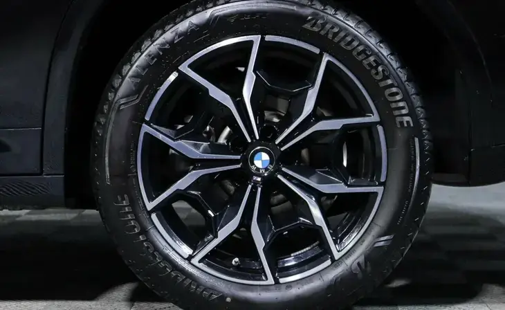 BMW X4 - Фото 9