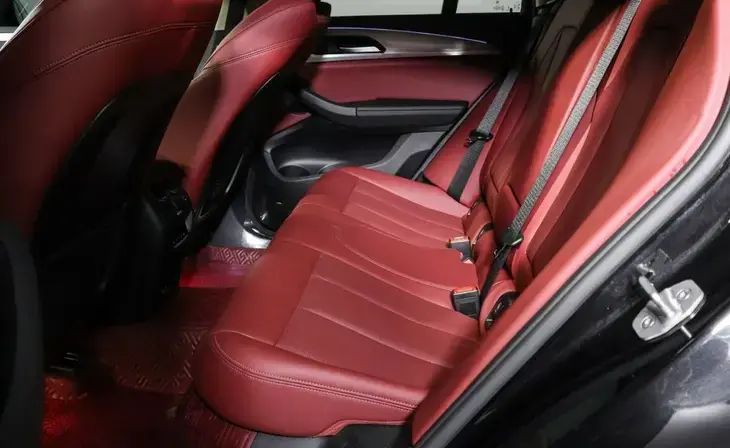 BMW X4 - Фото 12