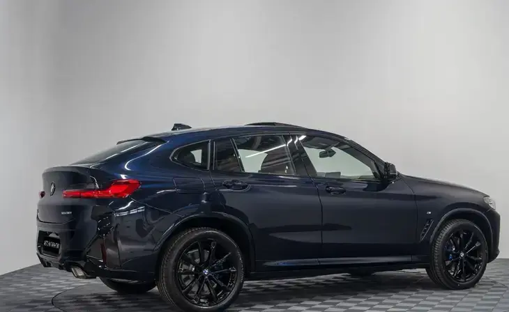 BMW X4 - Фото 1