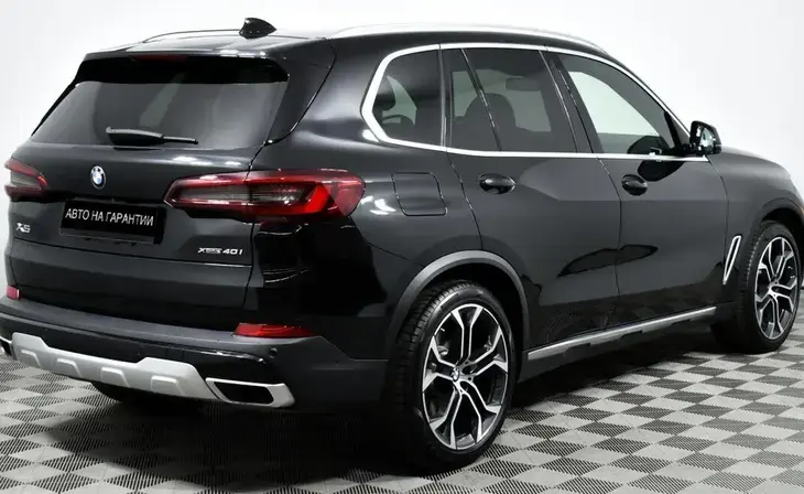 BMW X5 - Фото 2