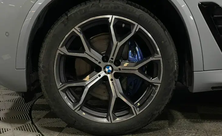 BMW X5 - Фото 19