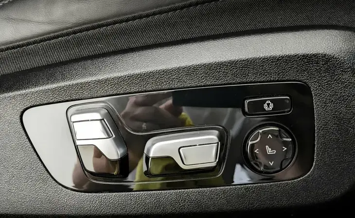 BMW X5 - Фото 14