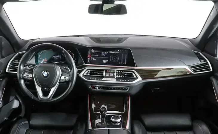 BMW X5 - Фото 11